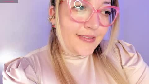 Snapshot of naty__mature_ chatting on 04.11.26 Nataly online show from 04.11.26