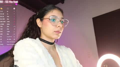 Snapshot of naty_saenz3 chatting on 12.28.24 Naty Saenz online show from 12.28.24