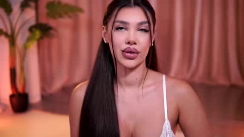 Naty online show from 03.31.26