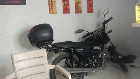 Stella Mcqueen online show from 12.21.24