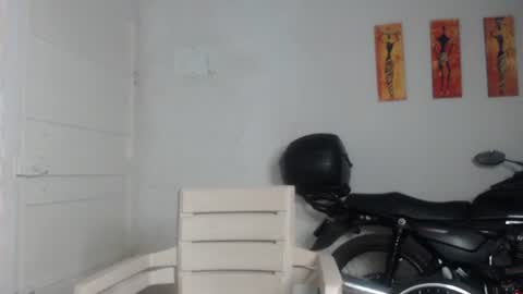 Stella Mcqueen online show from 01.03.25