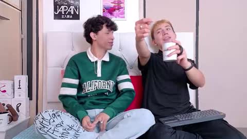 Christopher  Chris online show from 11.12.25