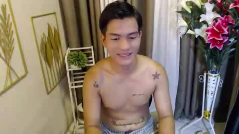 naughty_angelo online show from 04.15.26