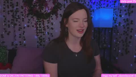 Snapshot of naughty_bella99 chatting on 04.16.26 bella online show from 04.16.26
