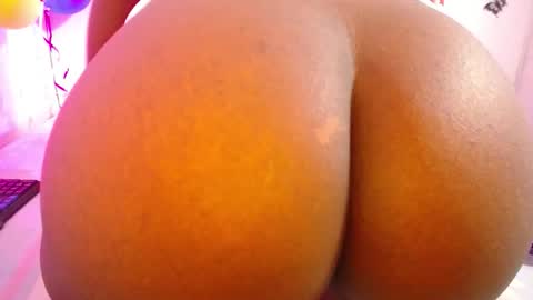  L I S S  online show from 02.19.26