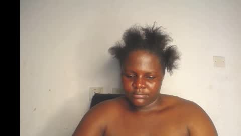 Snapshot of naughty_cunt0 chatting on 11.13.25 Amara online show from 11.13.25