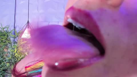 Flor online show from 12.03.24