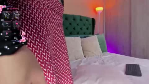 HAPPY HOUR online show from 02.16.26