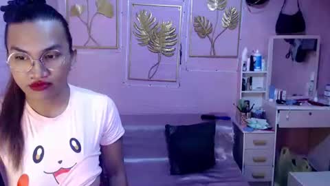 naughty_lorien143 online show from 10.26.25