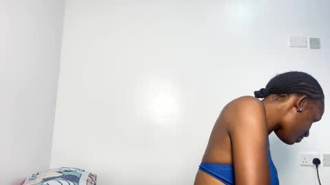 Snapshot of naughty_rue chatting on 05.26.26 Naughty rueindependent model online show from 05.26.26