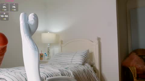 Tilly Mae online show from 12.13.24