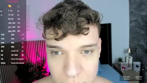 Snapshot of naughty_twink_ chatting on 10.23.25 Noah online show from 10.23.25