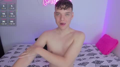 Snapshot of naughty_twink_ chatting on 04.19.26 Noah online show from 04.19.26