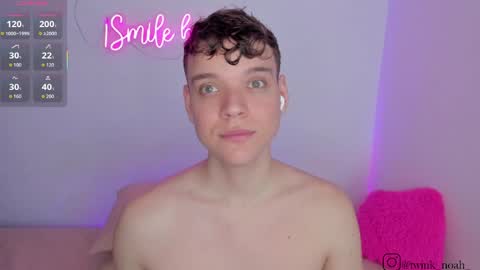 Snapshot of naughty_twink_ chatting on 05.06.26 Noah online show from 05.06.26