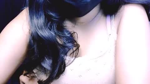 Snapshot of naughty_vani chatting on 03.15.26 naughty_vani online show from 03.15.26