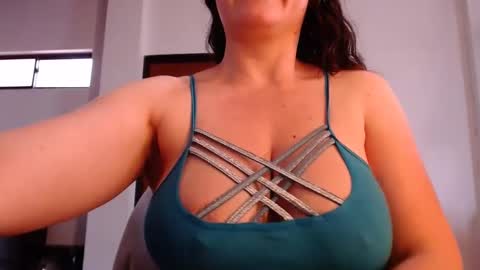 Snapshot of naughty_woman4u chatting on 09.08.25 Lilith online show from 09.08.25