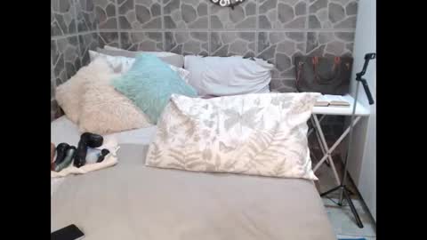 Snapshot of naughtyanal19 chatting on 05.08.26 zandy online show from 05.08.26