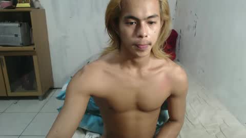 Loue online show from 02.12.25