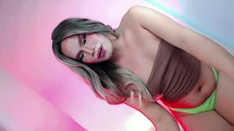 naughtybynight28 online show from 04.19.26