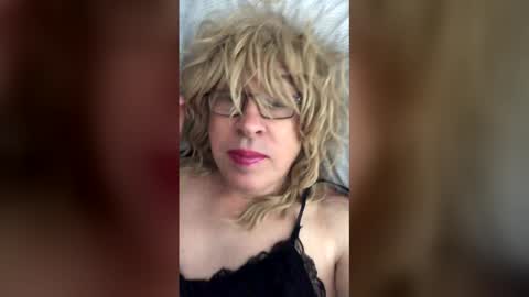 naughtycdgurl online show from 04.04.26