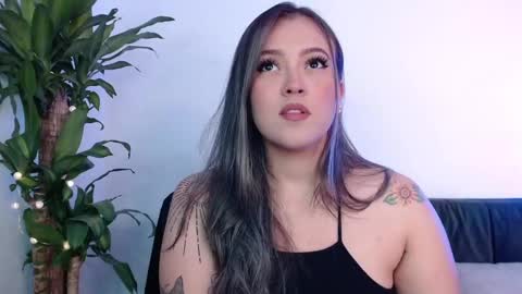 LANAindependent model online show from 12.30.24