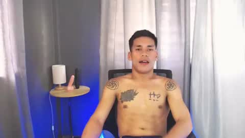 naughtyfuck_boy online show from 04.18.26