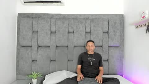 naughtyfusion_os online show from 07.07.26
