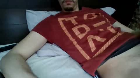 naughtyguy556677 online show from 05.12.26