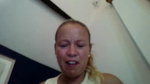 Snapshot of naughtyjennyblondeuk chatting on 07.15.26 naughtyjennyblondeuk online show from 07.15.26
