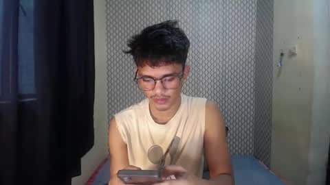 Snapshot of naughtyjosh_ chatting on 04.20.26 Josh online show from 04.20.26