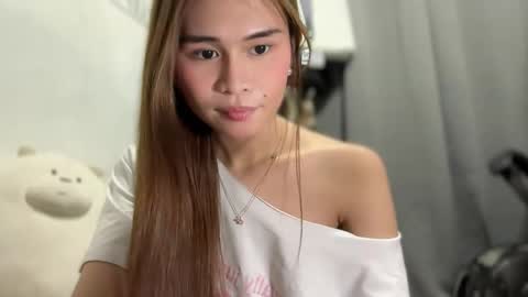 your girlfriend mira online show from 03.27.26