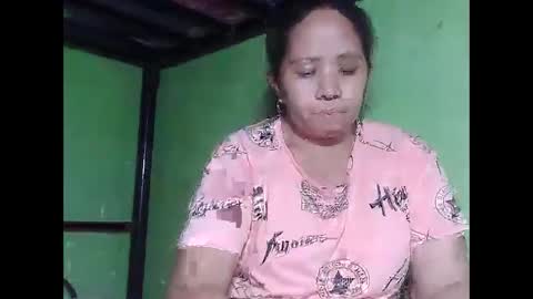 naughtymom26 online show from 04.18.26