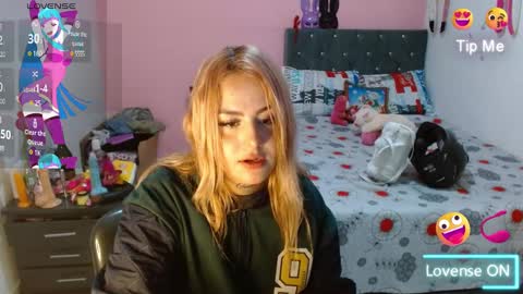 Snapshot of naughtyplayass chatting on 12.23.24 naughtyplayass online show from 12.23.24