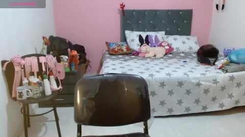 Snapshot of naughtyplayass chatting on 01.08.25 naughtyplayass online show from 01.08.25