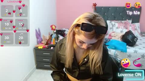 Snapshot of naughtyplayass chatting on 01.21.25 naughtyplayass online show from 01.21.25