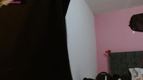 Snapshot of naughtyplayass chatting on 01.27.25 naughtyplayass online show from 01.27.25