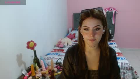 Snapshot of naughtyplayass chatting on 02.06.25 naughtyplayass online show from 02.06.25