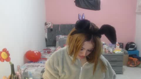 Snapshot of naughtyplayass chatting on 03.12.25 naughtyplayass online show from 03.12.25