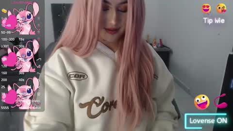 Snapshot of naughtyplayass chatting on 09.17.25 naughtyplayass online show from 09.17.25