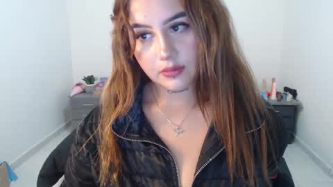 Snapshot of naughtyplayass chatting on 09.29.25 naughtyplayass online show from 09.29.25