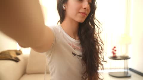 Naughty Samm online show from 02.06.25