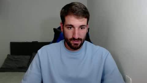 Snapshot of naugthy18boy chatting on 01.31.25 Nico online show from 01.31.25