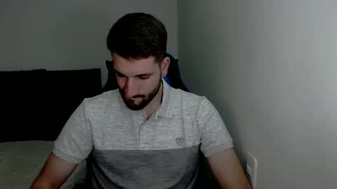 Snapshot of naugthy18boy chatting on 02.11.25 Nico online show from 02.11.25