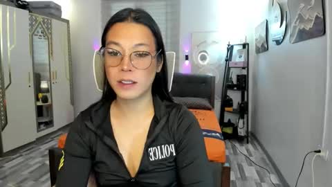 JAY online show from 10.04.25