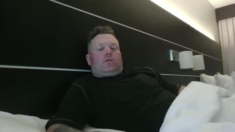 navyman34 online show from 04.20.26