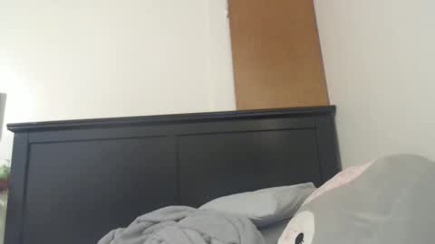 Mimi is dope    online show from 03.10.25