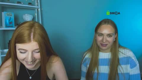 Snapshot of naya_dream chatting on 12.04.25 naya_dream online show from 12.04.25