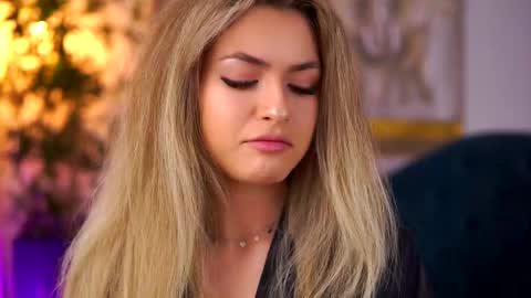 Naya online show from 02.04.26