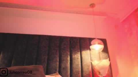 Juli  online show from 12.15.25