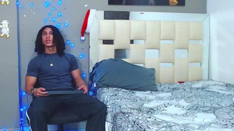 Snapshot of nazper_ chatting on 12.17.24 Nazper online show from 12.17.24